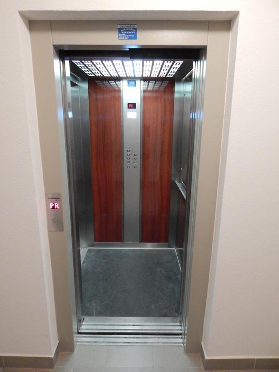 Apartments Center Kg Kragujevac Phòng bức ảnh
