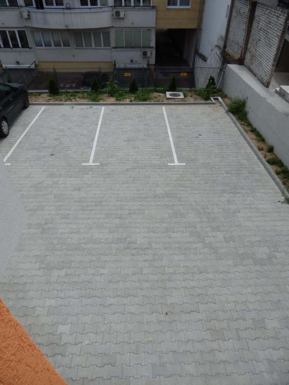 Apartments Center Kg Kragujevac Ngoại thất bức ảnh